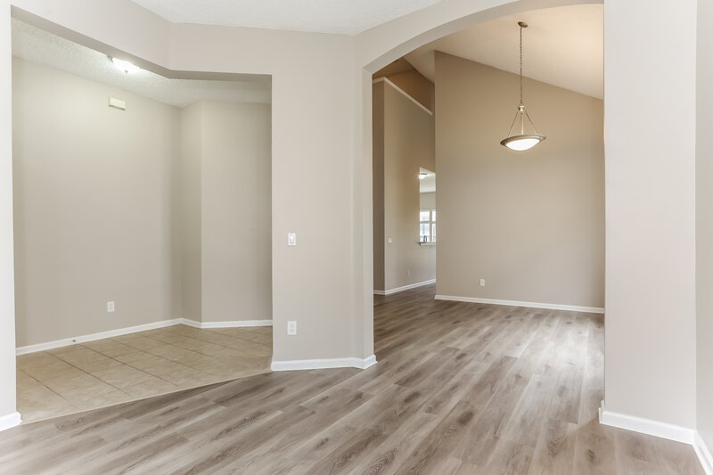 2,265/Mo, 3948 Anderson Woods Dr Jacksonville, FL 32218 Living Room View 3