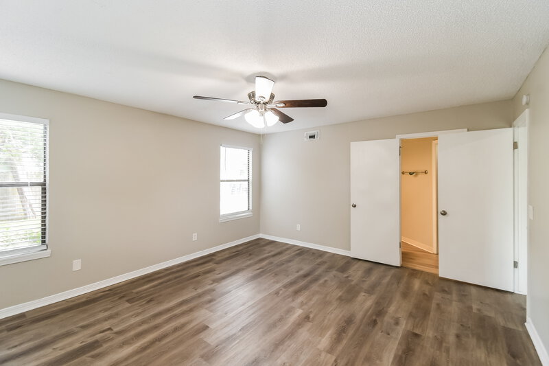 2,040/Mo, 4685 Wassail Dr Jacksonville, FL 32257 Main Bedroom View