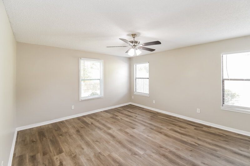 2,040/Mo, 4685 Wassail Dr Jacksonville, FL 32257 Main Bedroom View 2