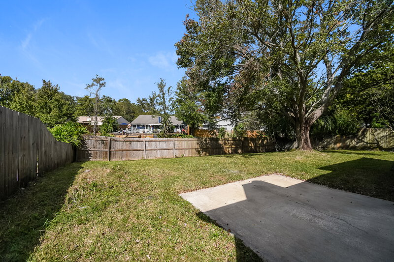 2,040/Mo, 4685 Wassail Dr Jacksonville, FL 32257 Backyard View
