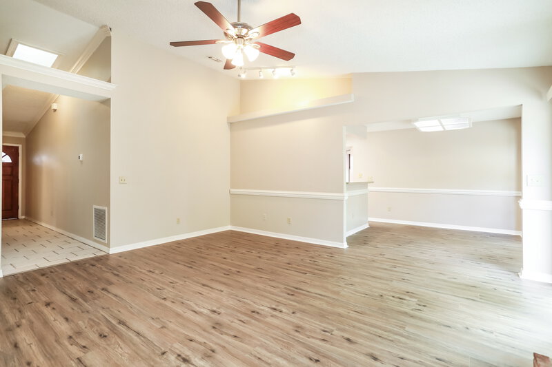 2,300/Mo, 2232 Alderney Ct Middleburg, FL 32068 Living Room View