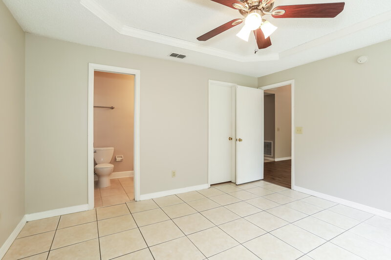 2,300/Mo, 2232 Alderney Ct Middleburg, FL 32068 Main Bedroom View 2
