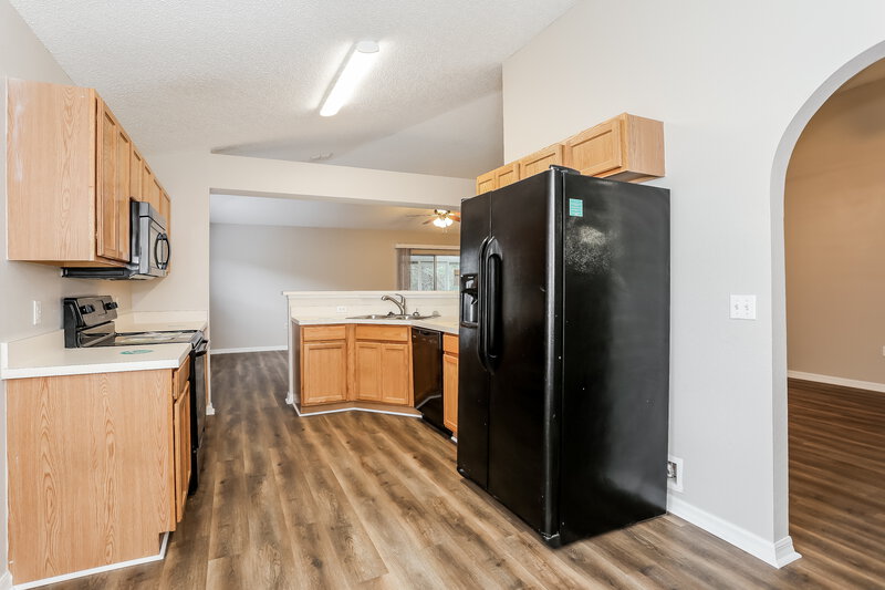 1,745/Mo, 9350 Lockheed Ln Jacksonville, FL 32221 Kitchen View