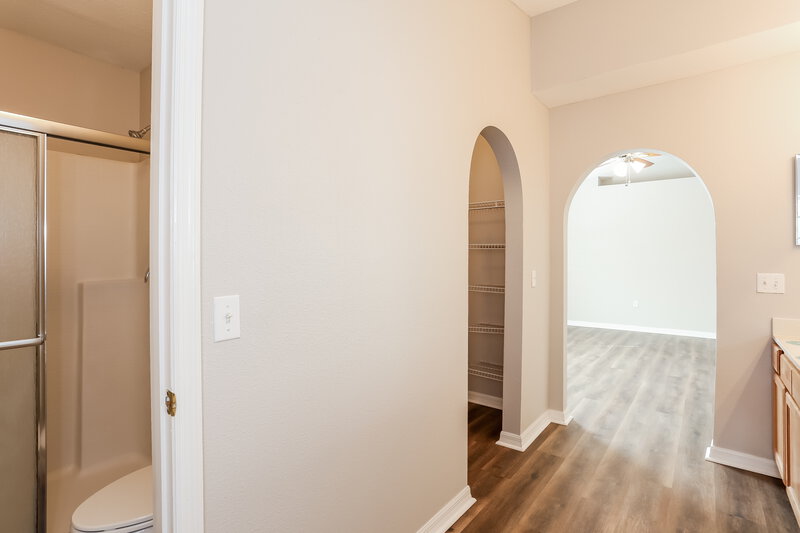 1,745/Mo, 9350 Lockheed Ln Jacksonville, FL 32221 Hallway View