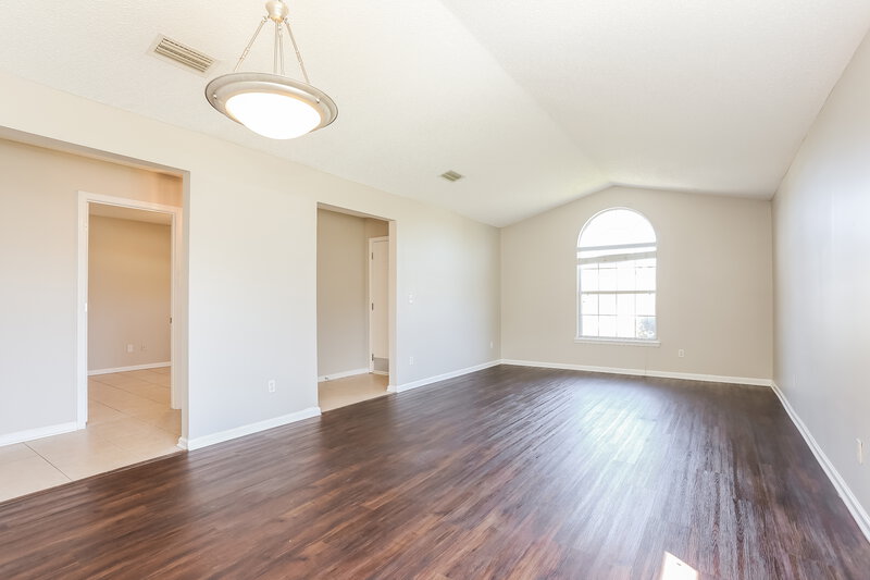 1,985/Mo, 538 Fallen Timbers Dr Orange Park, FL 32073 Dining Room View