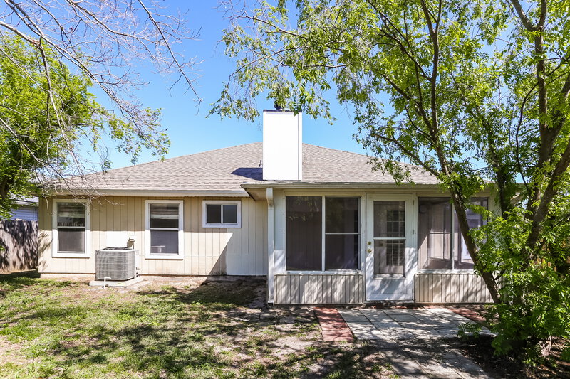 1,985/Mo, 538 Fallen Timbers Dr Orange Park, FL 32073 Rear View