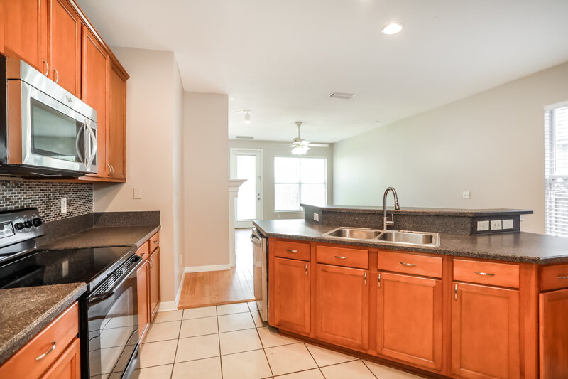 2,235/Mo, 1516 Tawny Marsh Ct St Augustine, FL 32092 Kitchen View 2