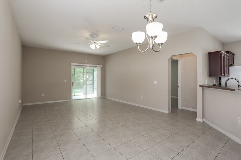 2,125/Mo, 5098 Johnson Creek Dr Jacksonville, FL 32218 Dining Room View