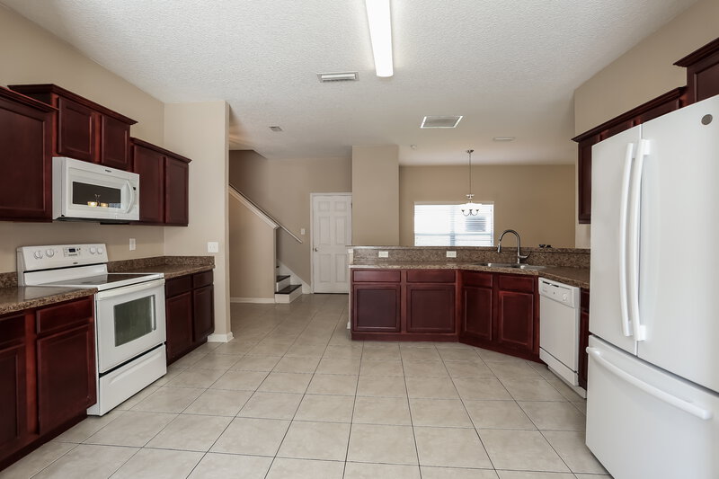 2,125/Mo, 5098 Johnson Creek Dr Jacksonville, FL 32218 Kitchen View