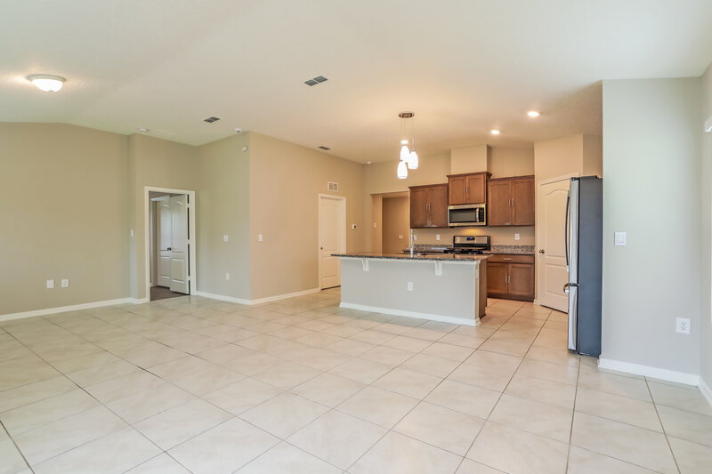 2,050/Mo, 75055 Nassau Station Way Yulee, FL 32097 Living Room View