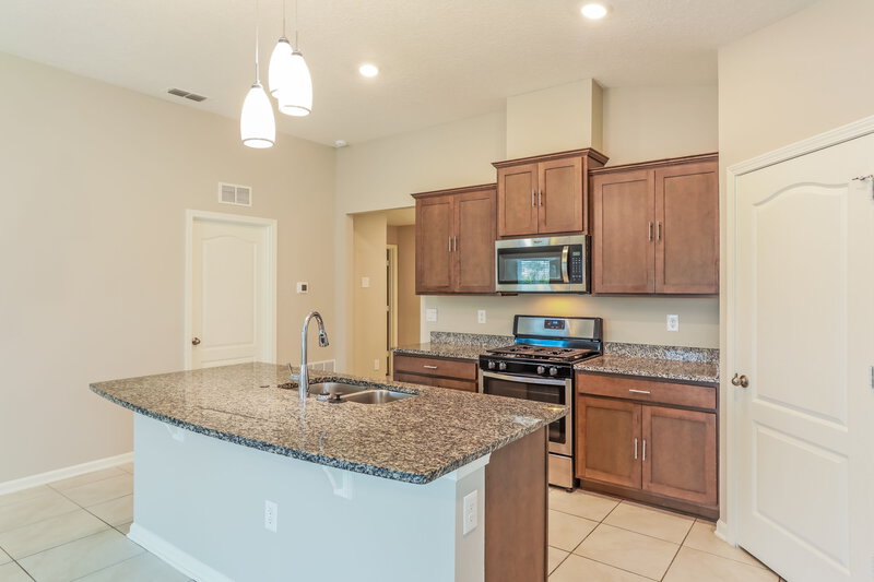 2,050/Mo, 75055 Nassau Station Way Yulee, FL 32097 Kitchen View 2