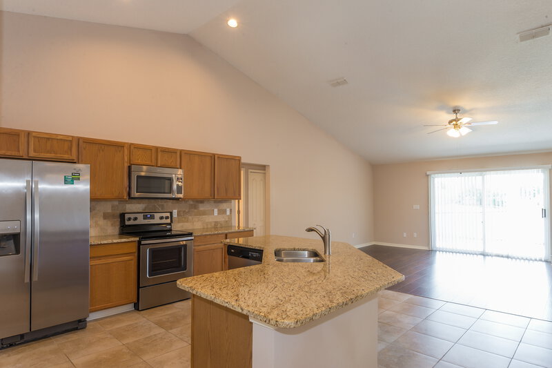 1,885/Mo, 10198 Rising Mist Ln Jacksonville, FL 32221 Kitchen View