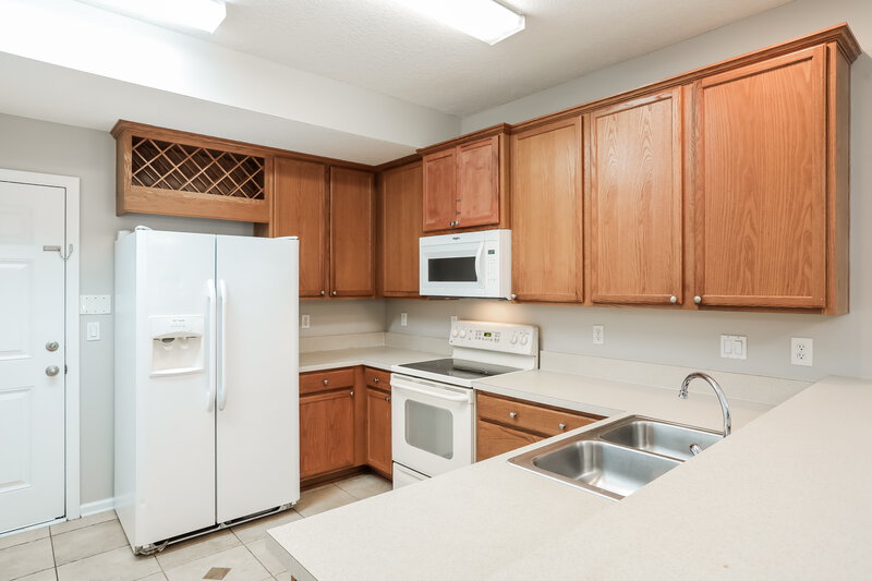 1,805/Mo, 3685 Silver Bluff Blvd Orange Park, FL 32065 Kitchen View