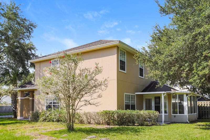 1,805/Mo, 3685 Silver Bluff Blvd Orange Park, FL 32065 Rear View