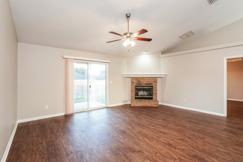 1,780/Mo, 3708 Arava Dr Green Cove Springs, FL 32043 Living Room View
