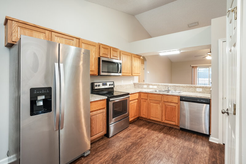 1,780/Mo, 3708 Arava Dr Green Cove Springs, FL 32043 Kitchen View