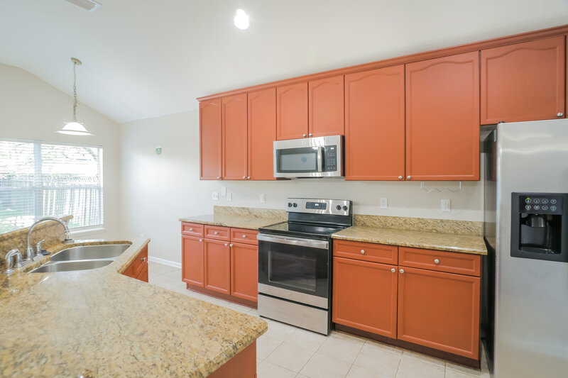 2,385/Mo, 1728 Windover Pl Saint Augustine, FL 32092 Kitchen View 2