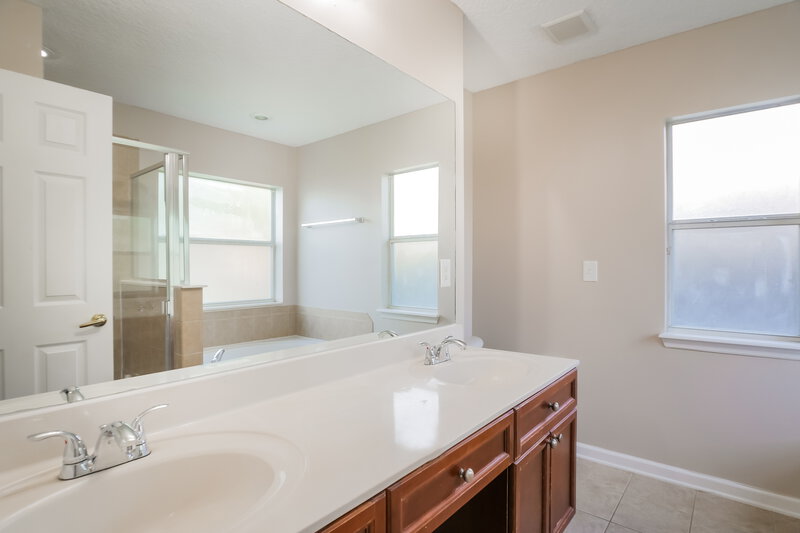 2,385/Mo, 1728 Windover Pl Saint Augustine, FL 32092 Main Bathroom View