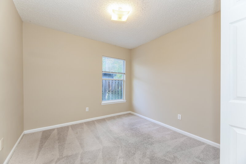 1,895/Mo, 248 Southlake Dr St Augustine, FL 32092 Bedroom View
