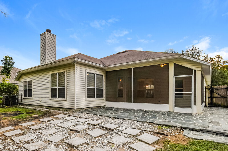 2,205/Mo, 8717 Canopy Oaks Dr Jacksonville, FL 32256 Rear View