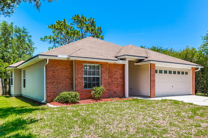 1,850/Mo, 8073 Leafcrest Dr Jacksonville, FL 32244 Front View