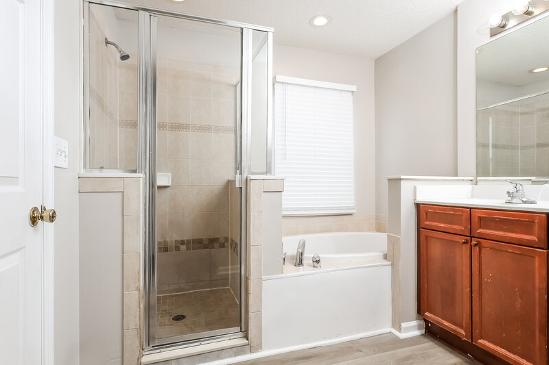 2,880/Mo, 276 Porta Rosa Cir Saint Augustine, FL 32092 Main Bathroom View 2