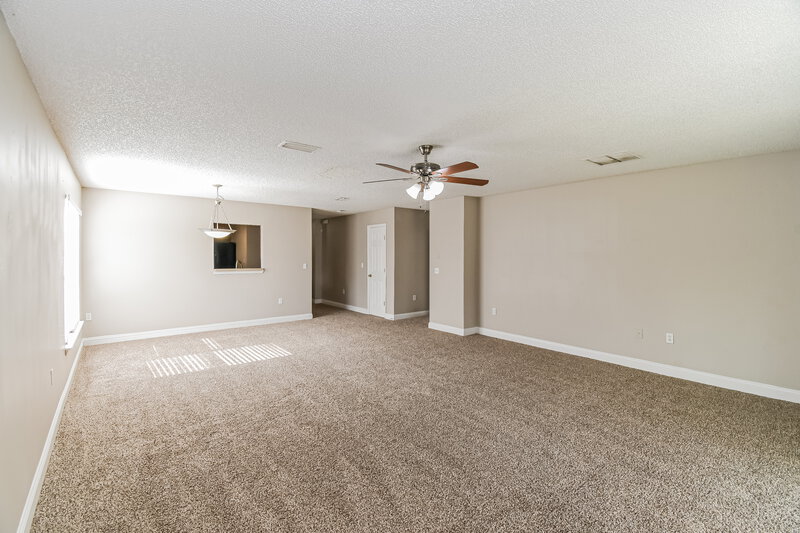 1,995/Mo, 1919 Raising Hill Dr Jacksonville, FL 32210 Living Room View 2