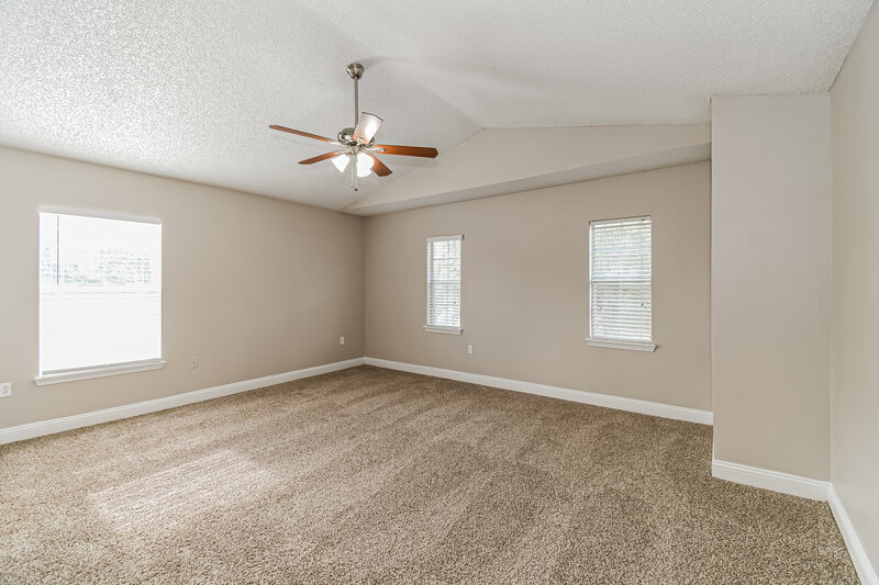 1,995/Mo, 1919 Raising Hill Dr Jacksonville, FL 32210 Main Bedroom View