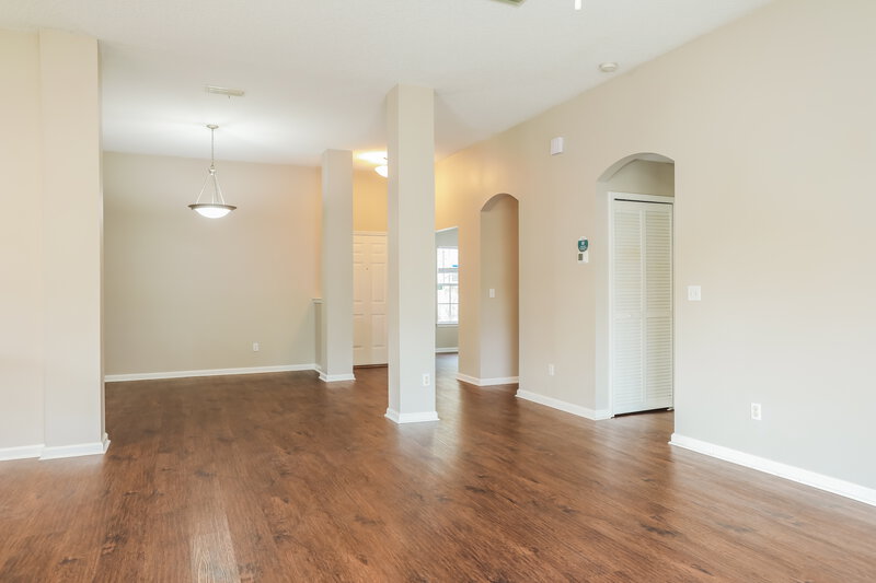 1,985/Mo, 609 Kilwinning Ln Orange Park, FL 32065 Living Room View 3