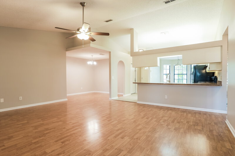 1,875/Mo, 2106 Farm Way Middleburg, FL 32068 Living Room View 2