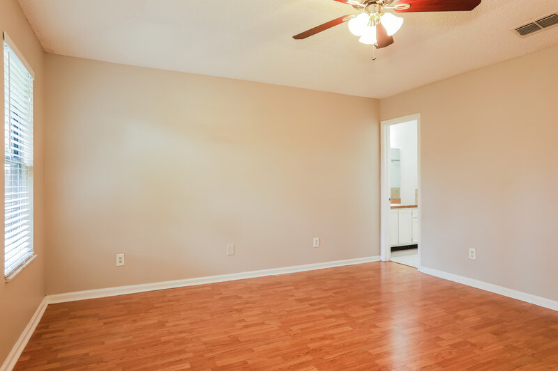 1,875/Mo, 2106 Farm Way Middleburg, FL 32068 Main Bedroom View