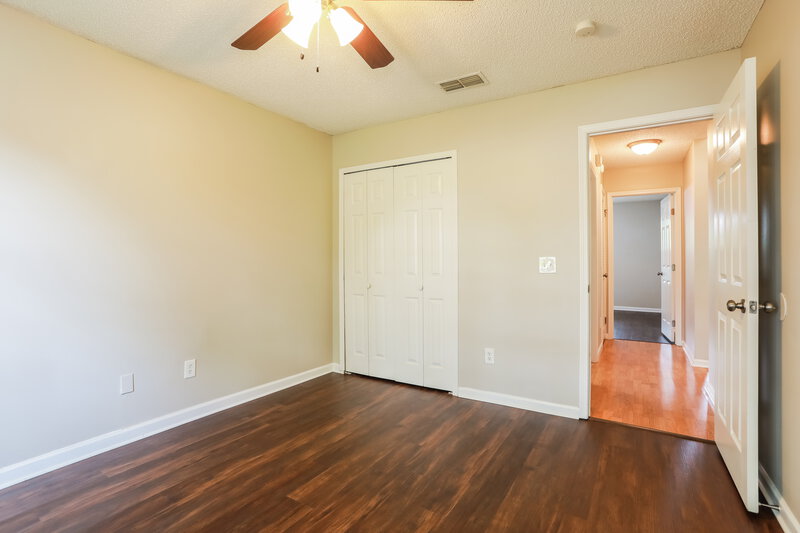 1,875/Mo, 2106 Farm Way Middleburg, FL 32068 Bedroom View 2