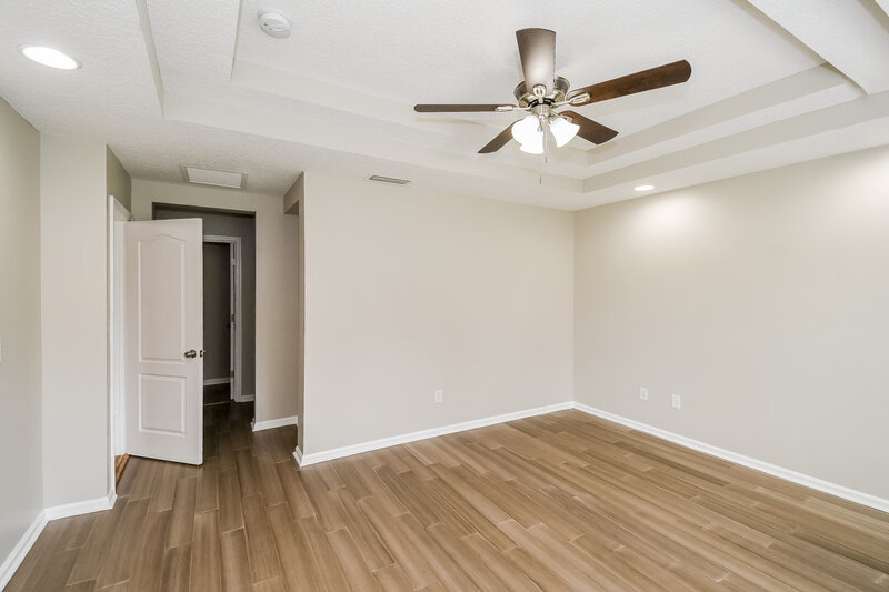 2,055/Mo, 75338 Ravenwood Dr Yulee, FL 32097 Main Bedroom View 2