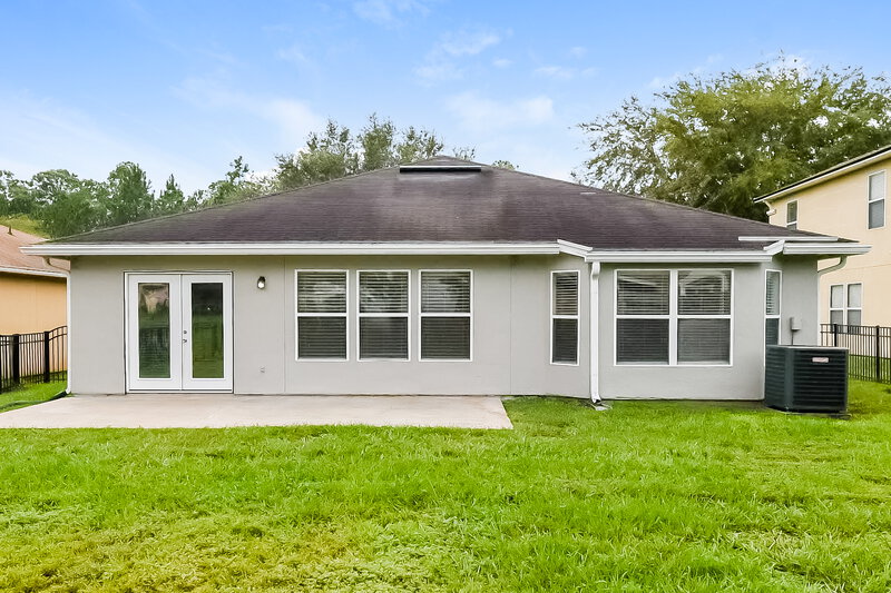 2,055/Mo, 75338 Ravenwood Dr Yulee, FL 32097 Rear View