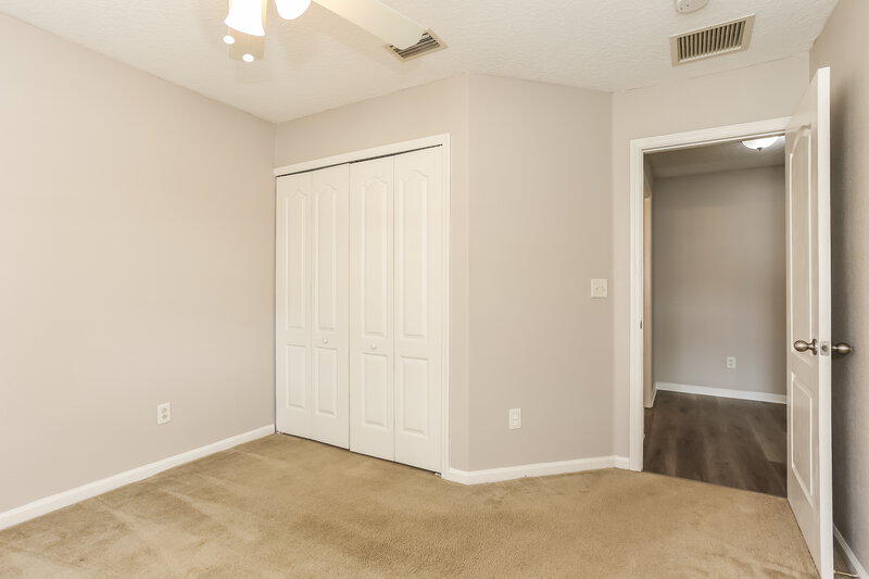 2,335/Mo, 7511 Hawks Cliff Dr Jacksonville, FL 32222 Bedroom View