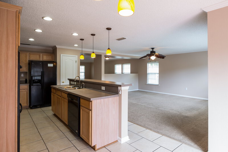 2,535/Mo, 1417 Heather Ct St Augustine, FL 32092 Kitchen View 2