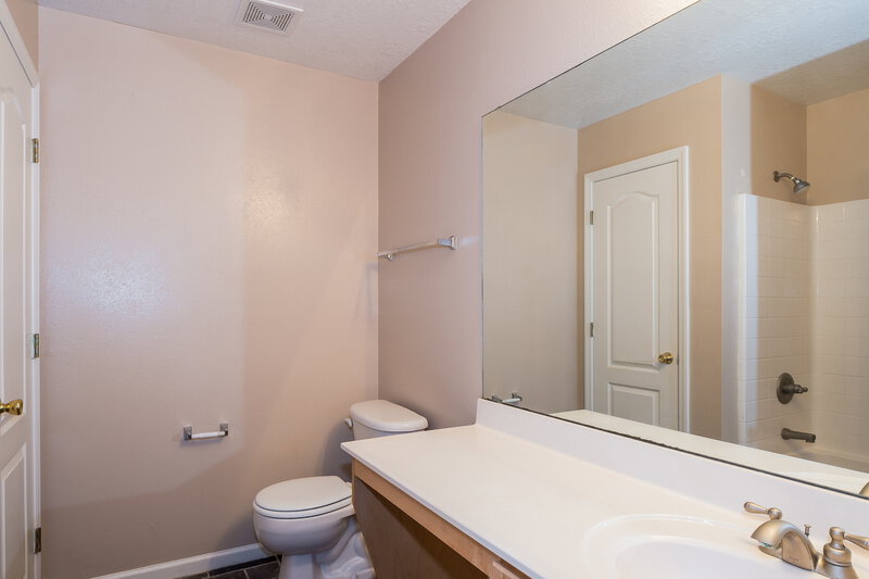 2,535/Mo, 1417 Heather Ct St Augustine, FL 32092 Bathroom View