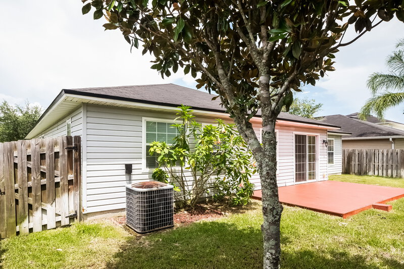 2,535/Mo, 1417 Heather Ct St Augustine, FL 32092 Rear View