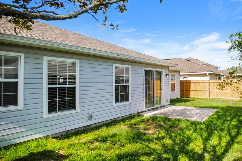 2,500/Mo, 1417 Heather Ct St Augustine, FL 32092 Rear View