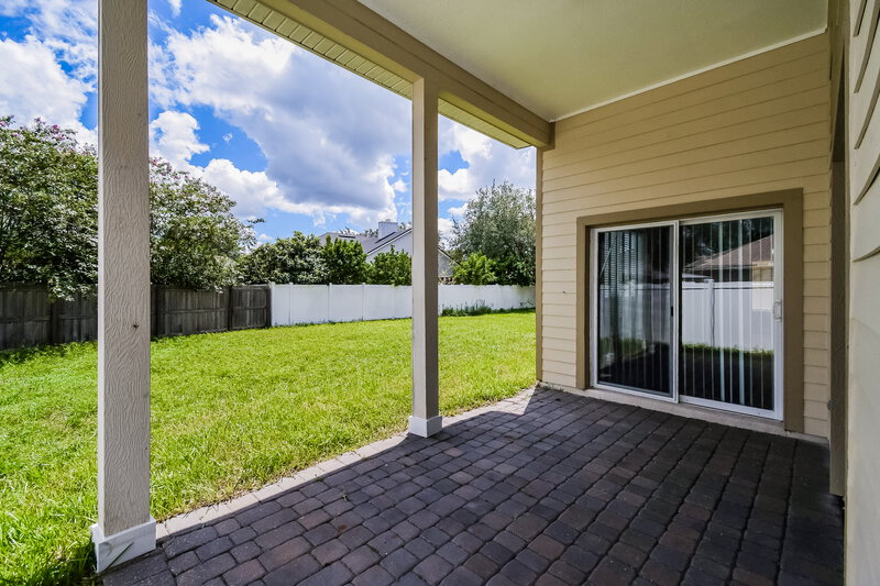 2,450/Mo, 3325 Horseshoe Trail Dr Orange Park, FL 32065 Sun Room View