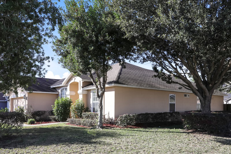 2,310/Mo, 12198 Captiva Bluff Cir W Jacksonville, FL 32226 Front View 2