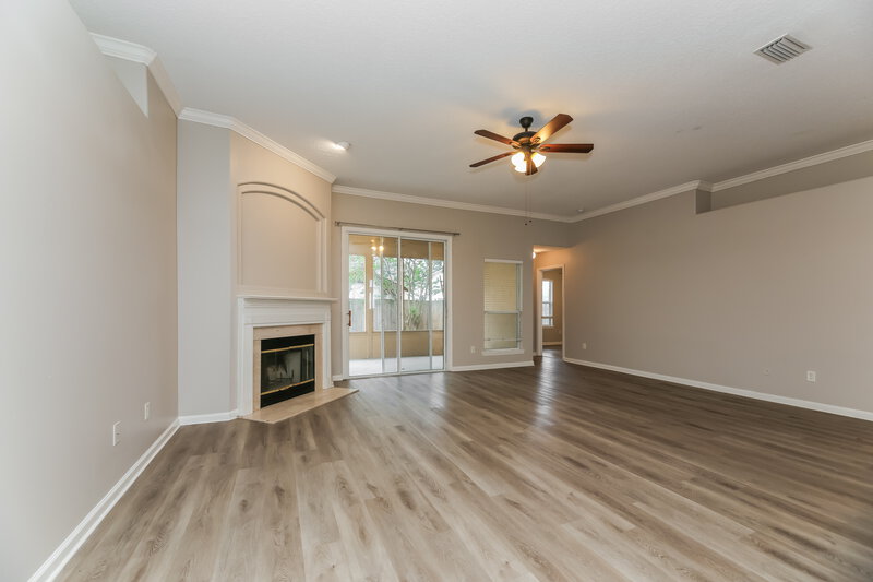 2,445/Mo, 12198 Captiva Bluff Cir W Jacksonville, FL 32226 Living Room View