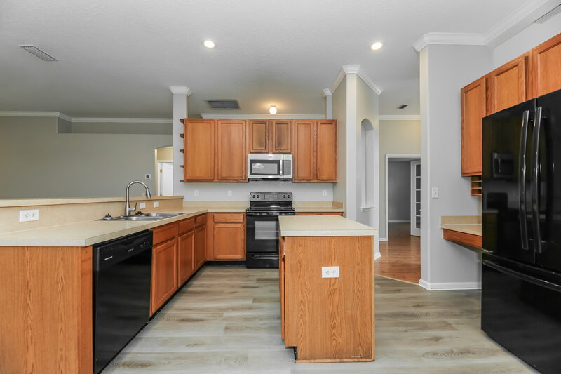 2,445/Mo, 12198 Captiva Bluff Cir W Jacksonville, FL 32226 Kitchen View