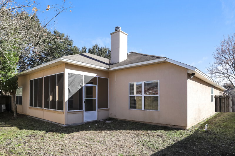 2,310/Mo, 12198 Captiva Bluff Cir W Jacksonville, FL 32226 Rear View