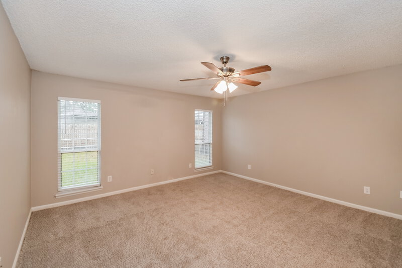 2,070/Mo, 2979 Tuscarora Trl Middleburg, FL 32068 Main Bedroom View