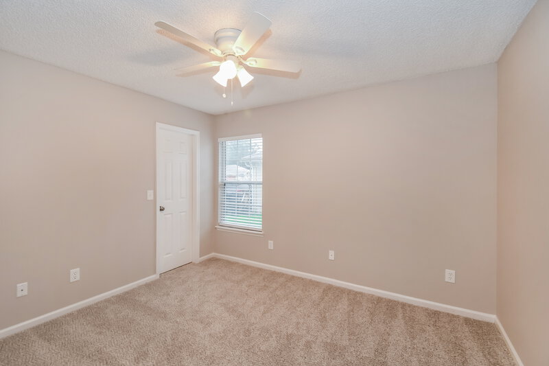 2,070/Mo, 2979 Tuscarora Trl Middleburg, FL 32068 Bedroom View