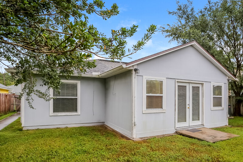 2,350/Mo, 12860 Ellis Island Dr Jacksonville, FL 32224 Rear View