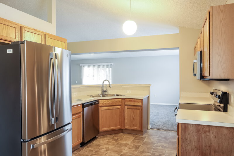 1,880/Mo, 3767 Iceni Ct Middleburg, FL 32068 Kitchen View