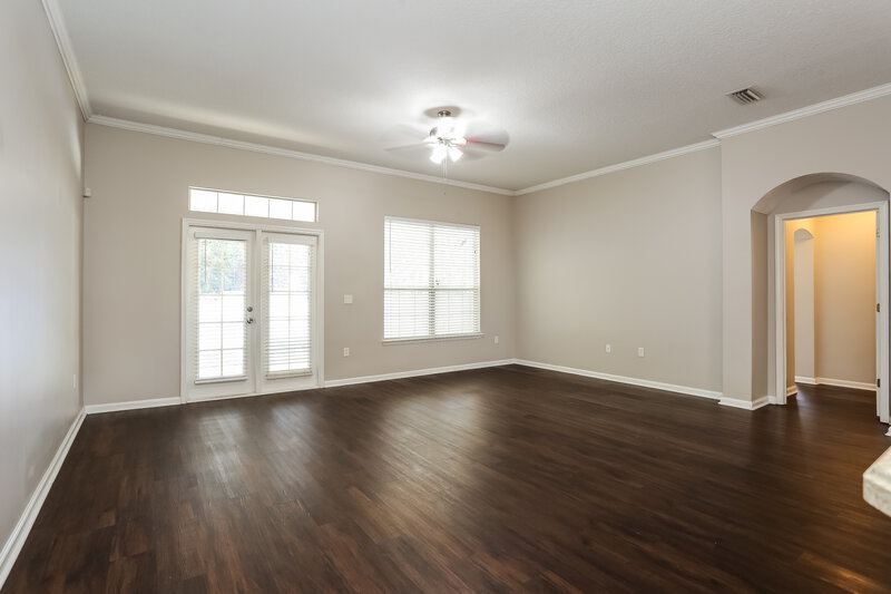 2,180/Mo, 725 Indigo Run Dr Jacksonville, FL 32218 Family Room View 2