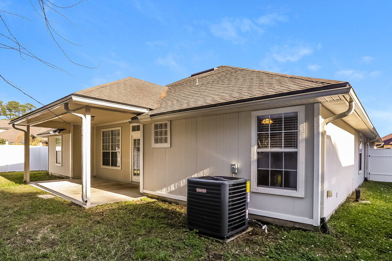 2,180/Mo, 725 Indigo Run Dr Jacksonville, FL 32218 Rear View